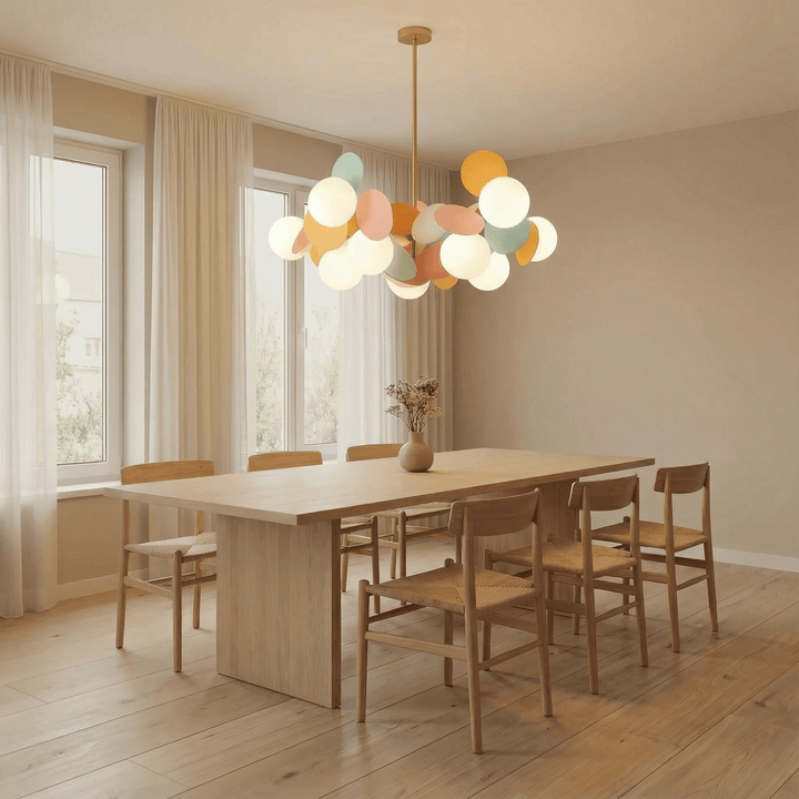 LumoraLicht Moderner Kronleuchter mit runden Glaskugeln - LumoraLicht