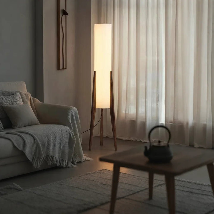 LumoraLicht Massive Walnussholz - Stehleuchte - LumoraLicht