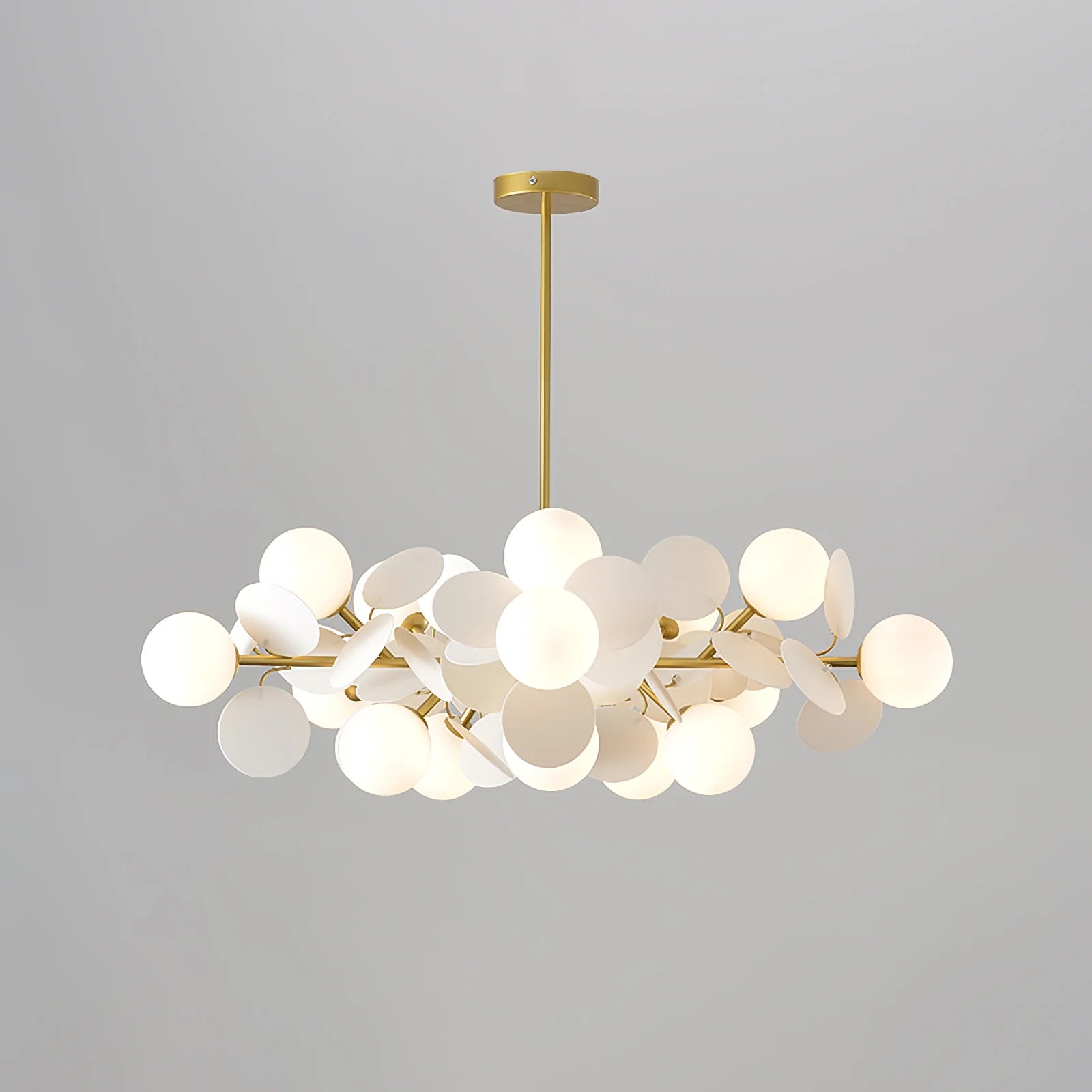 LumoraLicht Moderner Kronleuchter mit runden Glaskugeln - LumoraLicht